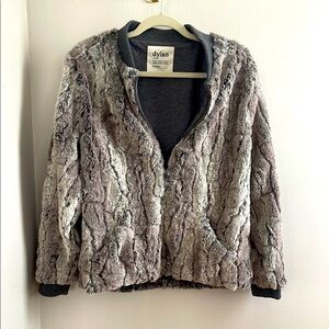 Dylan Los Angeles - Faux Fur Jacket | Women's S,‎ soft, warm